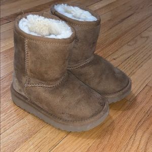 Toddler Uggs